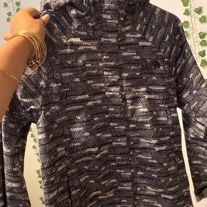 Wind breaker or snow jacket